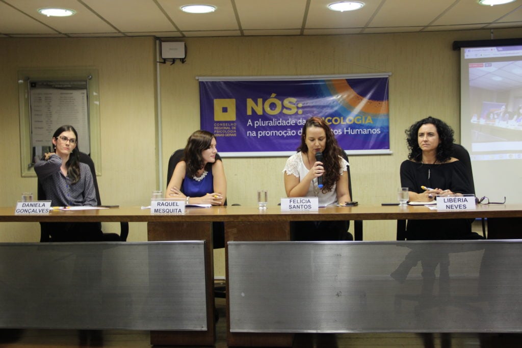 Mesa Psicologia em Foco 4/4