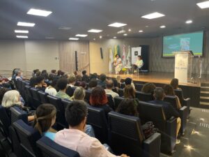 Fotografia do lançamento dos livros em BH